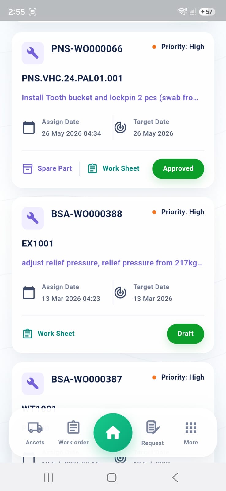 Amtiss mobile work order list with priority and scheduling details